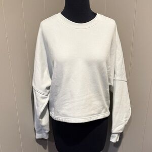 B29 Athleta Women's Small Light Blue Gray Cropped Sweatshirt Active Lounge